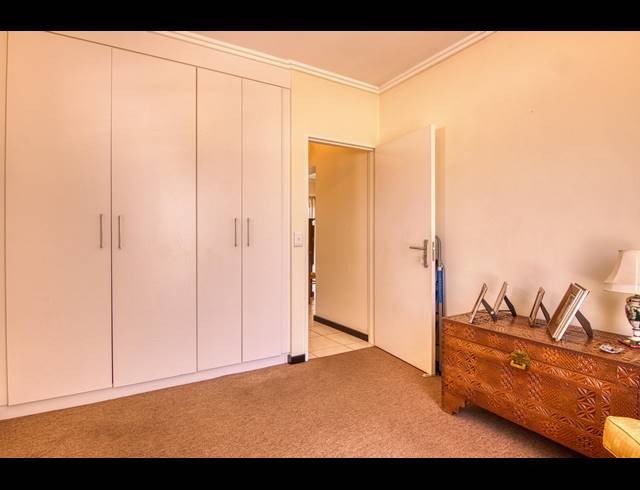 2 BEDROOM APARTMENT FOR SALE IN CRAIGAVON